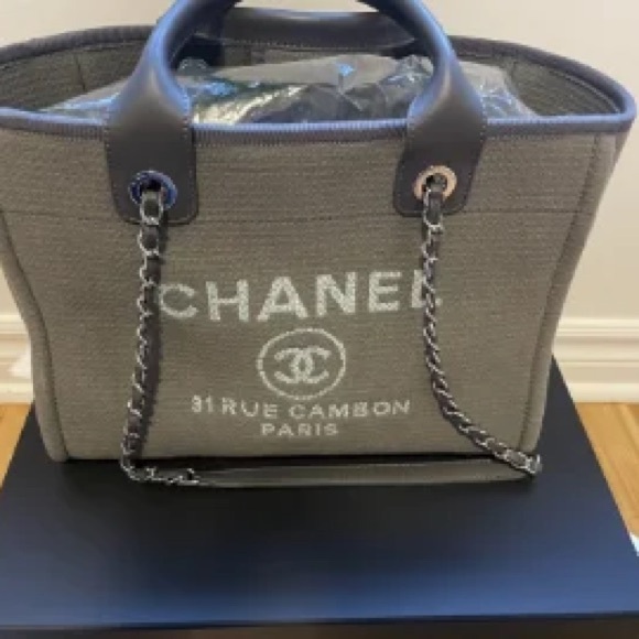 Chanel Deauville tote small - Picture 1 of 8